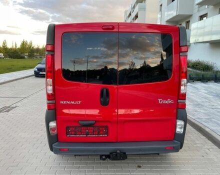 Красный Рено Трафик, объемом двигателя 2 л и пробегом 174 тыс. км за 8100 $, фото 5 на Automoto.ua