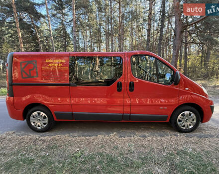 Красный Рено Трафик, объемом двигателя 2 л и пробегом 280 тыс. км за 14800 $, фото 15 на Automoto.ua