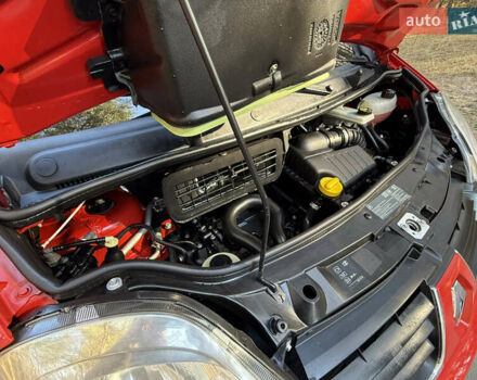 Красный Рено Трафик, объемом двигателя 2 л и пробегом 280 тыс. км за 14800 $, фото 56 на Automoto.ua