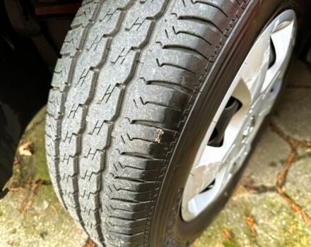 Красный Рено Трафик, объемом двигателя 2 л и пробегом 174 тыс. км за 8100 $, фото 22 на Automoto.ua