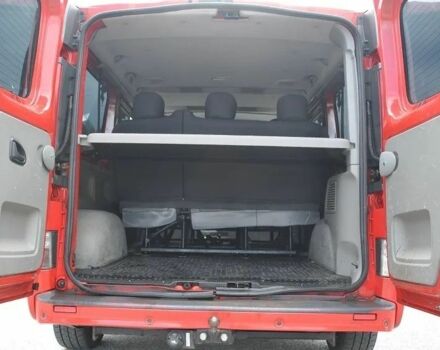 Червоний Рено Трафік, об'ємом двигуна 2 л та пробігом 175 тис. км за 8900 $, фото 9 на Automoto.ua