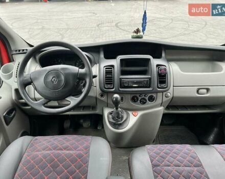 Рено Трафик 2014 в Луцке на Automoto.ua Красный Рено Трафик, объемом двигателя 2 л и пробегом 423 тыс. км за 13300 $, фото 19 на Automoto.ua