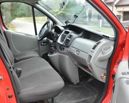 Червоний Рено Трафік, об'ємом двигуна 2 л та пробігом 175 тис. км за 8900 $, фото 7 на Automoto.ua