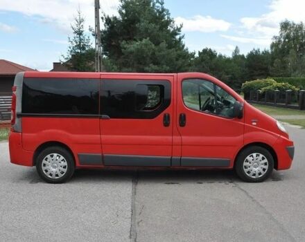 Червоний Рено Трафік, об'ємом двигуна 2 л та пробігом 175 тис. км за 8900 $, фото 3 на Automoto.ua
