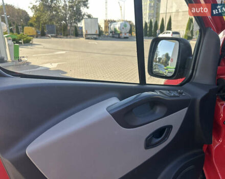 Красный Рено Трафик, объемом двигателя 1.6 л и пробегом 140 тыс. км за 13999 $, фото 27 на Automoto.ua