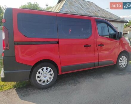 Красный Рено Трафик, объемом двигателя 1.6 л и пробегом 209 тыс. км за 14990 $, фото 1 на Automoto.ua