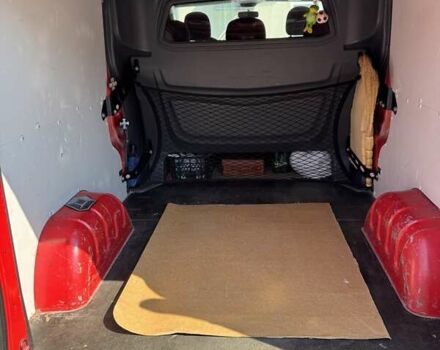 Красный Рено Трафик, объемом двигателя 1.6 л и пробегом 290 тыс. км за 16700 $, фото 13 на Automoto.ua