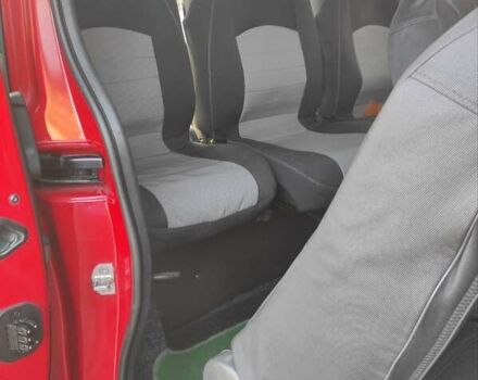 Красный Рено Трафик, объемом двигателя 1.6 л и пробегом 209 тыс. км за 14990 $, фото 8 на Automoto.ua