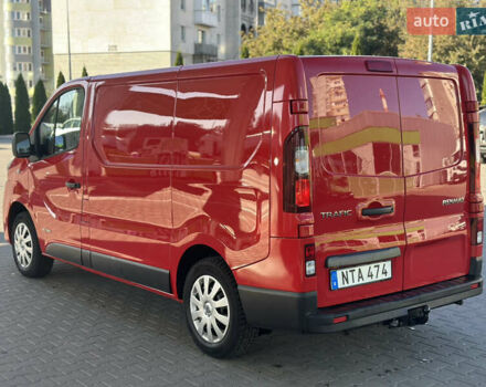 Красный Рено Трафик, объемом двигателя 1.6 л и пробегом 140 тыс. км за 13999 $, фото 9 на Automoto.ua