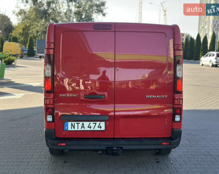 Красный Рено Трафик, объемом двигателя 1.6 л и пробегом 140 тыс. км за 13999 $, фото 8 на Automoto.ua