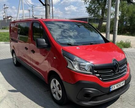 Красный Рено Трафик, объемом двигателя 1.6 л и пробегом 290 тыс. км за 16700 $, фото 2 на Automoto.ua