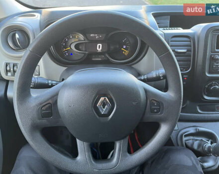 Червоний Рено Трафік, об'ємом двигуна 0 л та пробігом 223 тис. км за 14990 $, фото 30 на Automoto.ua