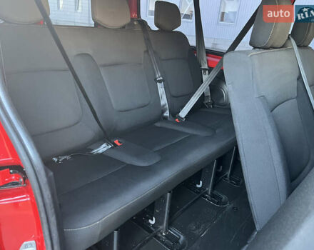 Червоний Рено Трафік, об'ємом двигуна 0 л та пробігом 223 тис. км за 14800 $, фото 21 на Automoto.ua