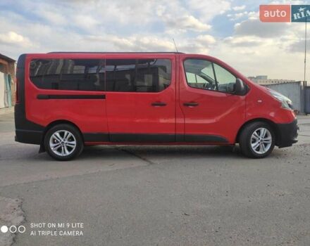 Красный Рено Трафик, объемом двигателя 2 л и пробегом 250 тыс. км за 25500 $, фото 5 на Automoto.ua