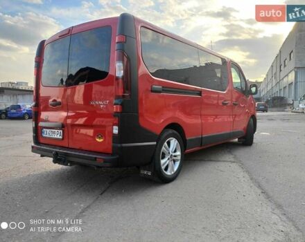 Красный Рено Трафик, объемом двигателя 2 л и пробегом 250 тыс. км за 25500 $, фото 4 на Automoto.ua