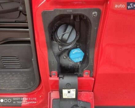 Красный Рено Трафик, объемом двигателя 2 л и пробегом 250 тыс. км за 25500 $, фото 27 на Automoto.ua