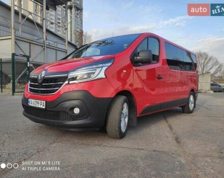 Красный Рено Трафик, объемом двигателя 2 л и пробегом 250 тыс. км за 25500 $, фото 2 на Automoto.ua
