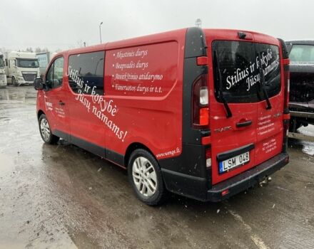 Красный Рено Трафик, объемом двигателя 2 л и пробегом 185 тыс. км за 17950 $, фото 3 на Automoto.ua