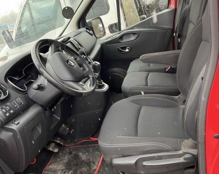 Красный Рено Трафик, объемом двигателя 2 л и пробегом 185 тыс. км за 17950 $, фото 6 на Automoto.ua