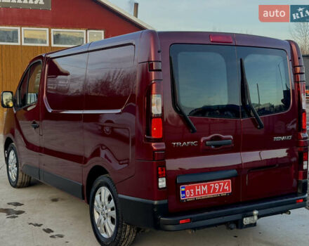 Красный Рено Трафик, объемом двигателя 2 л и пробегом 31 тыс. км за 23999 $, фото 9 на Automoto.ua