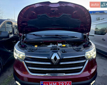 Красный Рено Трафик, объемом двигателя 2 л и пробегом 31 тыс. км за 23999 $, фото 22 на Automoto.ua