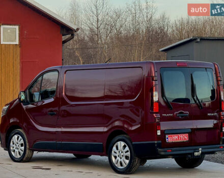 Красный Рено Трафик, объемом двигателя 2 л и пробегом 31 тыс. км за 23999 $, фото 5 на Automoto.ua
