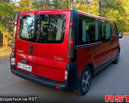 Красный Рено Трафик, объемом двигателя 1.9 л и пробегом 392 тыс. км за 7500 $, фото 4 на Automoto.ua