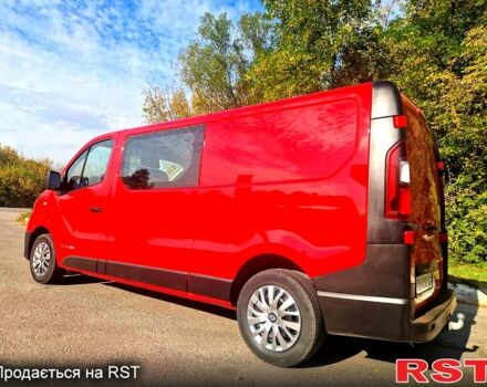 Красный Рено Трафик, объемом двигателя 1.6 л и пробегом 250 тыс. км за 15800 $, фото 1 на Automoto.ua
