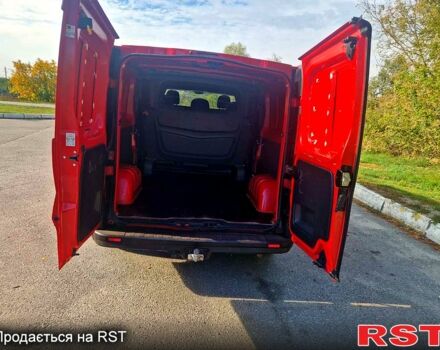 Красный Рено Трафик, объемом двигателя 1.6 л и пробегом 250 тыс. км за 15800 $, фото 7 на Automoto.ua