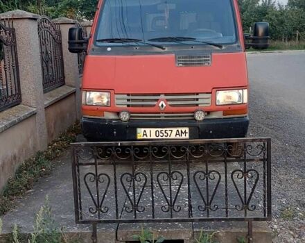 Красный Рено Трафик, объемом двигателя 1.9 л и пробегом 250 тыс. км за 1800 $, фото 1 на Automoto.ua