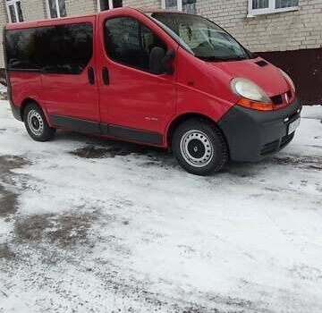 Червоний Рено Трафік, об'ємом двигуна 1.9 л та пробігом 234 тис. км за 7000 $, фото 1 на Automoto.ua