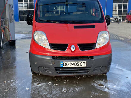Рено Трафик 2003 в Бучаче на Automoto.ua Красный Рено Трафик, объемом двигателя 2.5 л и пробегом 524 тыс. км за 6300 $, фото 1 на Automoto.ua