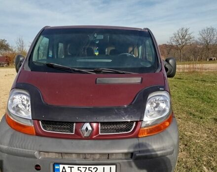 Красный Рено Трафик, объемом двигателя 2.5 л и пробегом 258 тыс. км за 8200 $, фото 1 на Automoto.ua