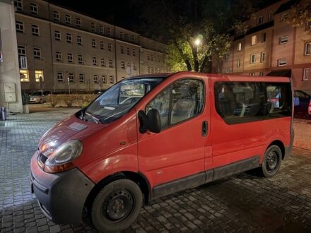 Красный Рено Трафик, объемом двигателя 1.9 л и пробегом 380 тыс. км за 2200 $, фото 1 на Automoto.ua