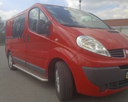 Червоний Рено Трафік, об'ємом двигуна 2 л та пробігом 211 тис. км за 9500 $, фото 1 на Automoto.ua