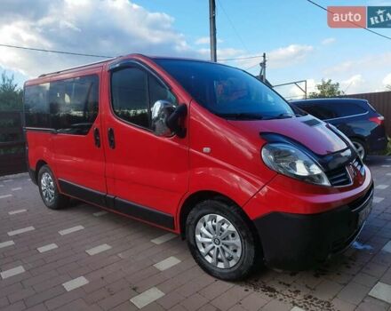 Червоний Рено Трафік, об'ємом двигуна 2 л та пробігом 260 тис. км за 7950 $, фото 1 на Automoto.ua