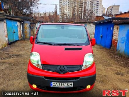 Червоний Рено Трафік, об'ємом двигуна 2 л та пробігом 230 тис. км за 9000 $, фото 1 на Automoto.ua
