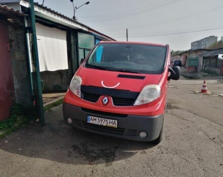 Красный Рено Трафик, объемом двигателя 2.5 л и пробегом 400 тыс. км за 9000 $, фото 1 на Automoto.ua