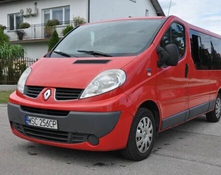 Червоний Рено Трафік, об'ємом двигуна 2 л та пробігом 175 тис. км за 8900 $, фото 1 на Automoto.ua