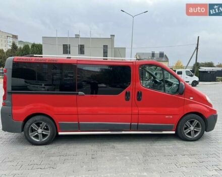 Червоний Рено Трафік, об'ємом двигуна 2 л та пробігом 423 тис. км за 13300 $, фото 1 на Automoto.ua