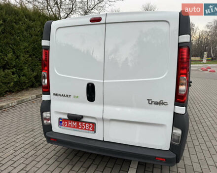 Рено Трафік, об'ємом двигуна 2 л та пробігом 285 тис. км за 11700 $, фото 5 на Automoto.ua