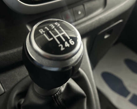 Рено Трафік, об'ємом двигуна 2 л та пробігом 26 тис. км за 21000 $, фото 31 на Automoto.ua