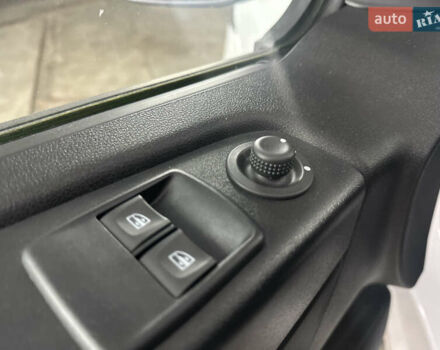 Рено Трафік, об'ємом двигуна 2 л та пробігом 26 тис. км за 21000 $, фото 16 на Automoto.ua