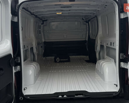 Рено Трафик, объемом двигателя 2 л и пробегом 0 тыс. км за 33619 $, фото 27 на Automoto.ua