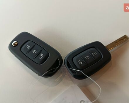 Рено Трафик, объемом двигателя 2 л и пробегом 0 тыс. км за 34650 $, фото 22 на Automoto.ua