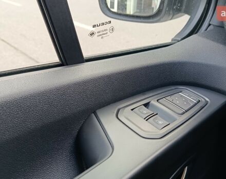 Рено Трафик, объемом двигателя 2 л и пробегом 0 тыс. км за 34650 $, фото 23 на Automoto.ua