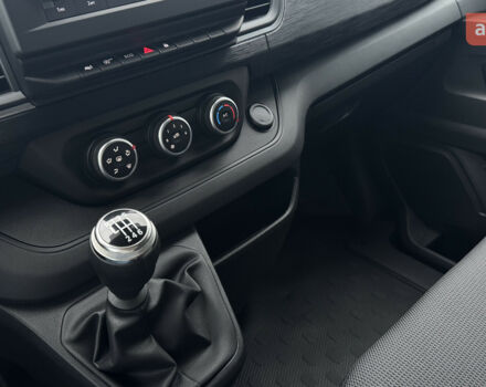 Рено Трафик, объемом двигателя 2 л и пробегом 0 тыс. км за 33619 $, фото 22 на Automoto.ua