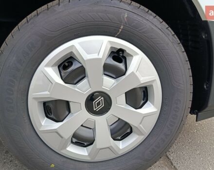 Рено Трафик, объемом двигателя 2 л и пробегом 0 тыс. км за 34650 $, фото 15 на Automoto.ua