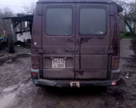 Рено Трафик, объемом двигателя 2.5 л и пробегом 0 тыс. км за 1200 $, фото 1 на Automoto.ua