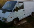 Рено Трафик, объемом двигателя 25 л и пробегом 0 тыс. км за 1200 $, фото 1 на Automoto.ua